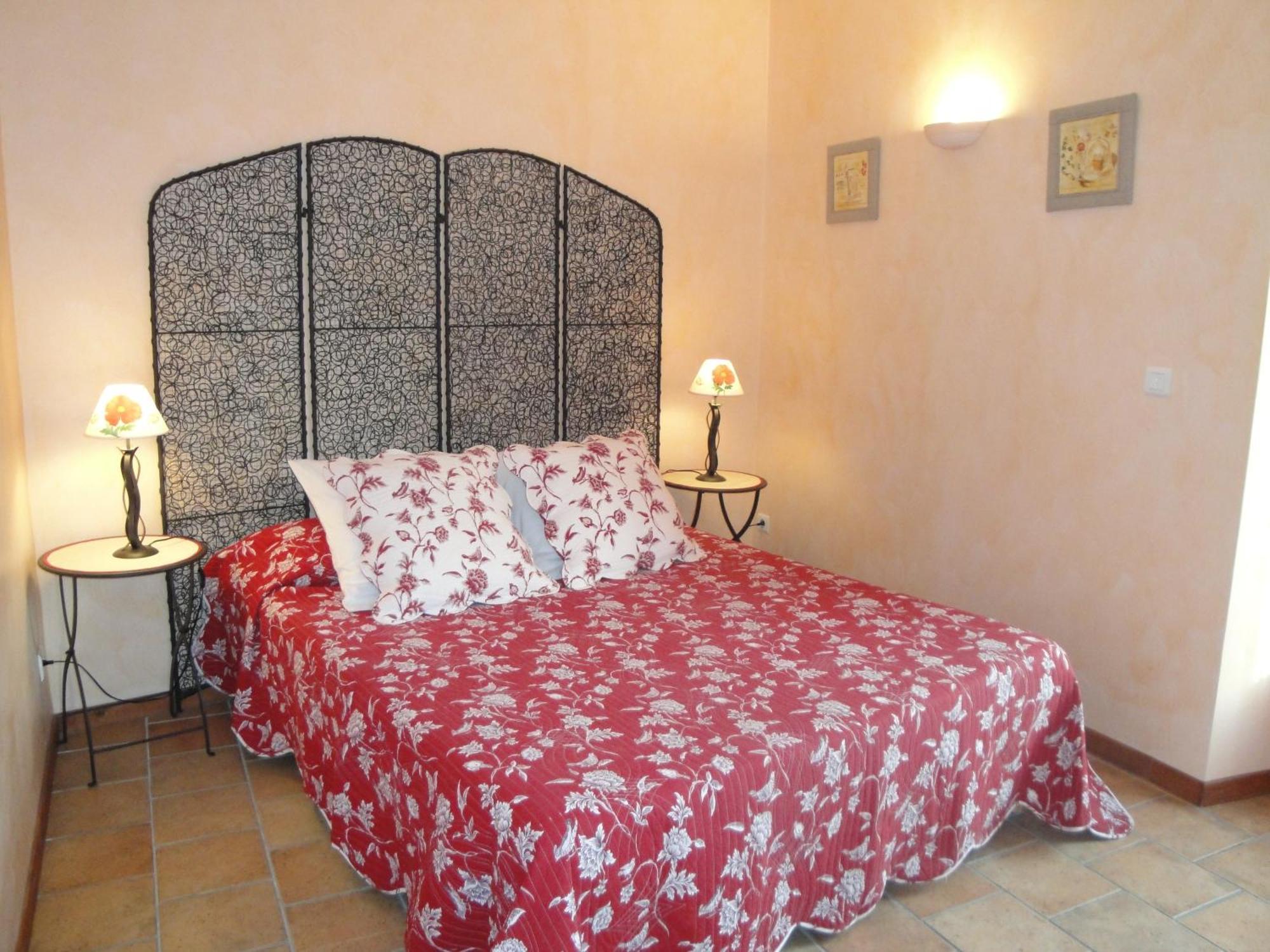 Bastide De La Treille Villa Montaren-et-Saint-Mediers Ngoại thất bức ảnh