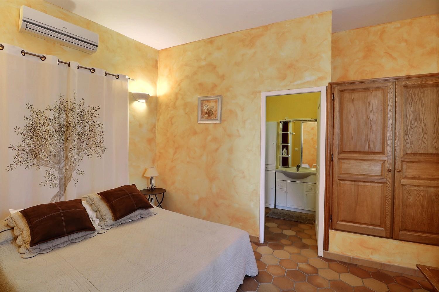 Bastide De La Treille Villa Montaren-et-Saint-Mediers Ngoại thất bức ảnh