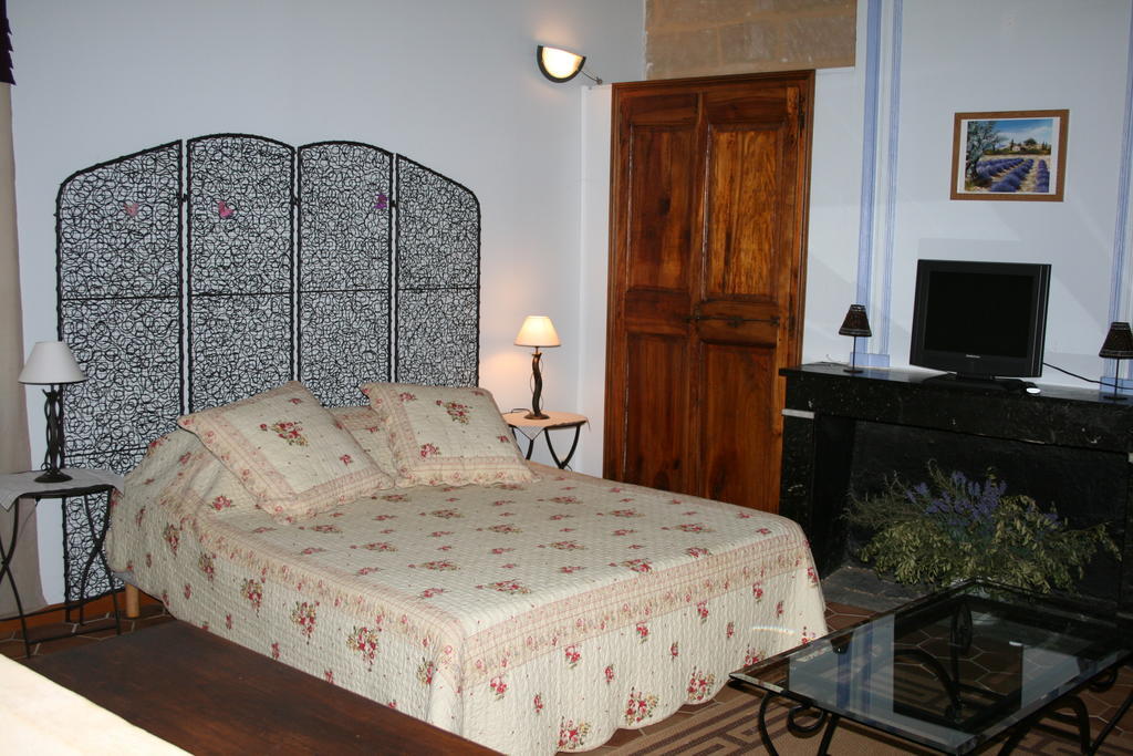 Bastide De La Treille Villa Montaren-et-Saint-Mediers Phòng bức ảnh