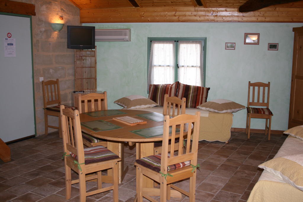 Bastide De La Treille Villa Montaren-et-Saint-Mediers Phòng bức ảnh