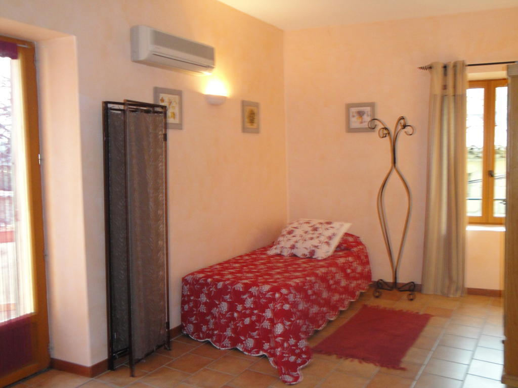 Bastide De La Treille Villa Montaren-et-Saint-Mediers Phòng bức ảnh