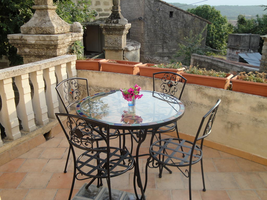 Bastide De La Treille Villa Montaren-et-Saint-Mediers Phòng bức ảnh